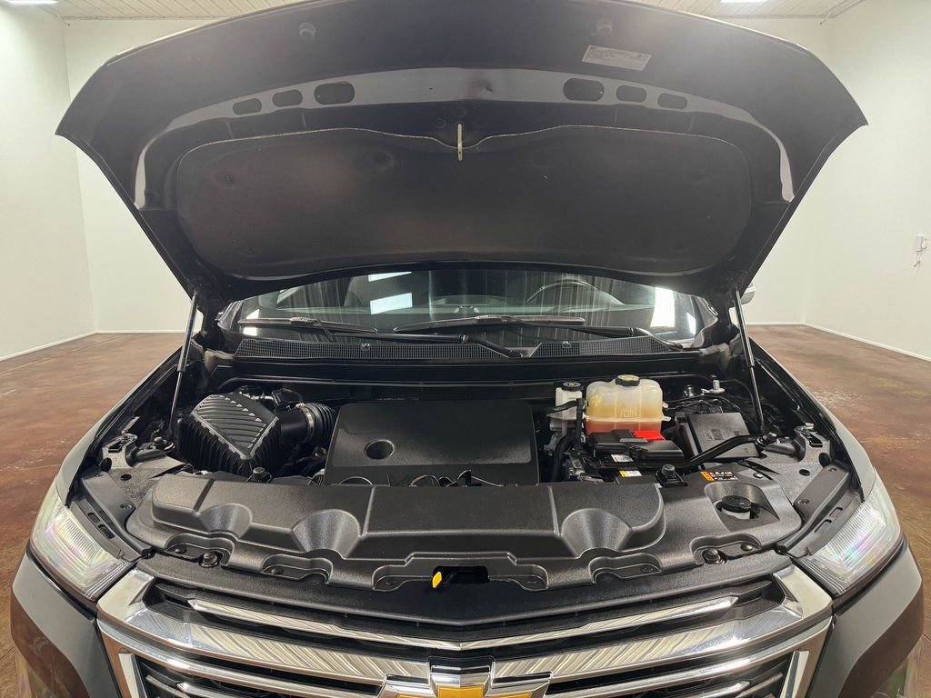 Used 2023 Chevrolet Traverse LT image 23