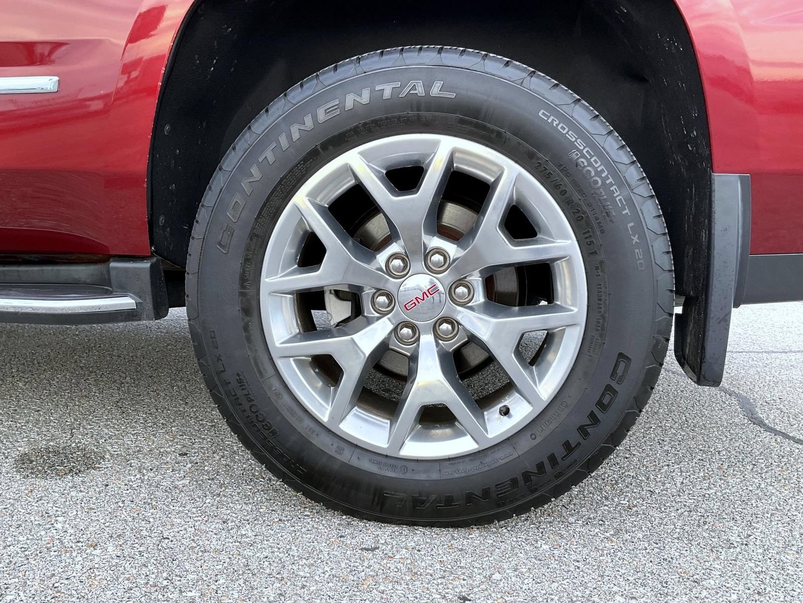 Used 2018 GMC Yukon SLT w/ Open Road Package AWD/4WD image 24