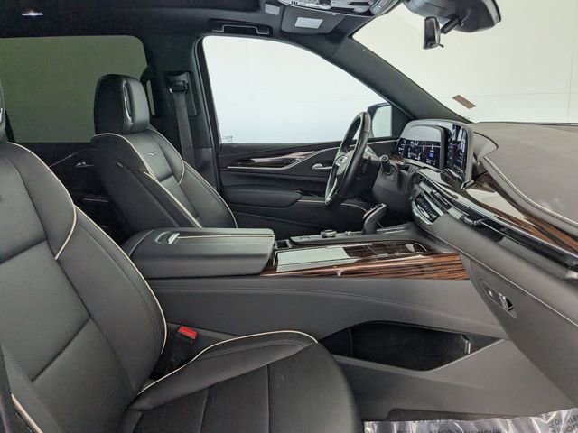 Used 2023 Cadillac Escalade ESV Premium Luxury AWD/4WD image 32