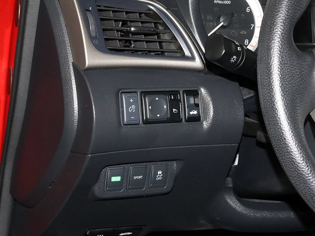 Used 2014 Nissan Sentra SR FWD image 22