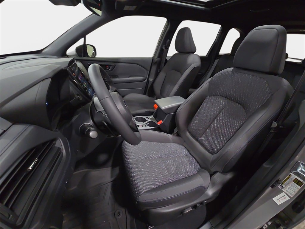 Used 2025 Subaru Forester Premium image 14