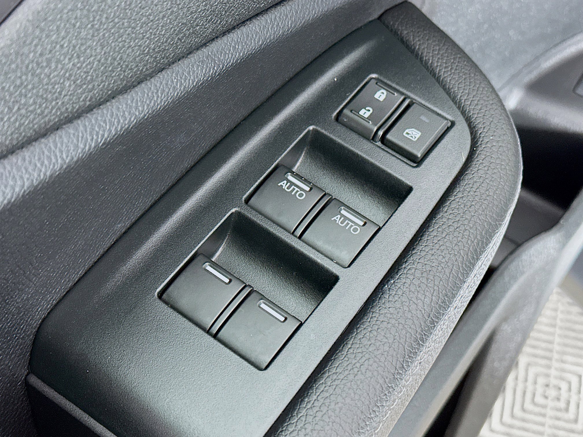 Used 2023 Honda Passport EX-L image 17