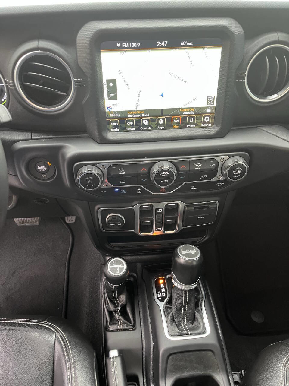 Used 2021 Jeep Wrangler Unlimited Sahara image 15