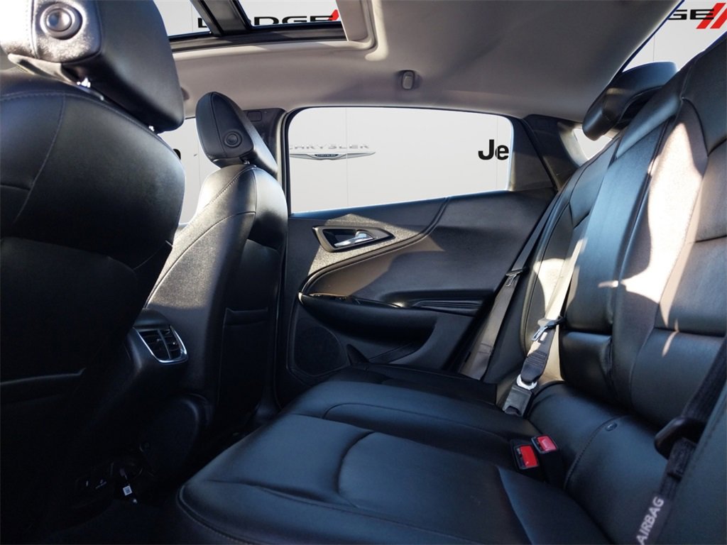 Used 2020 Chevrolet Malibu Premier image 11