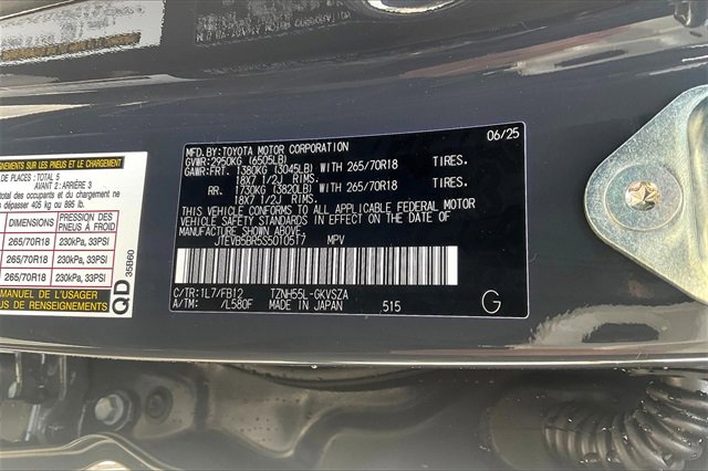 Used 2025 Toyota 4Runner TRD Off-Road image 36