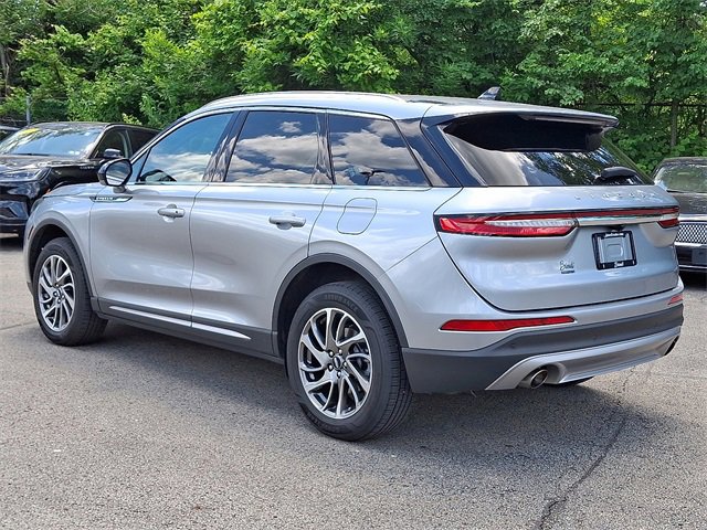 Used 2022 Lincoln Corsair AWD w/ Equipment Group 101A image 4
