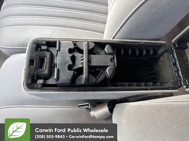 Used 1996 Oldsmobile 88 Royale LS image 23