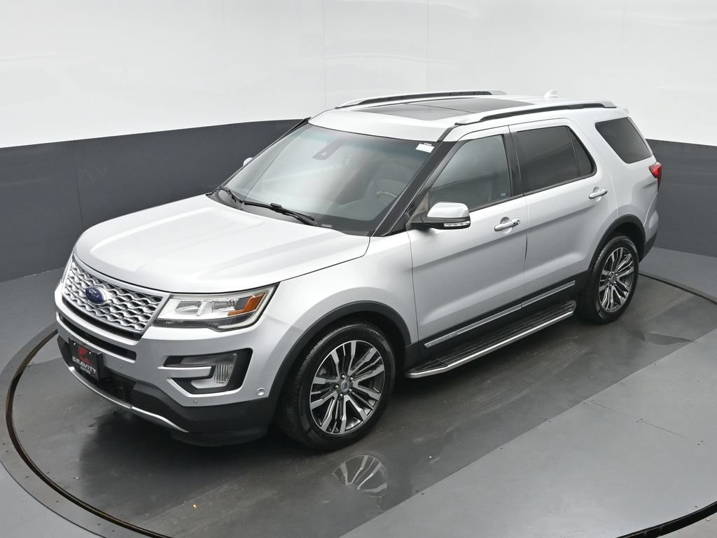 Used 2017 Ford Explorer Platinum AWD/4WD image 34