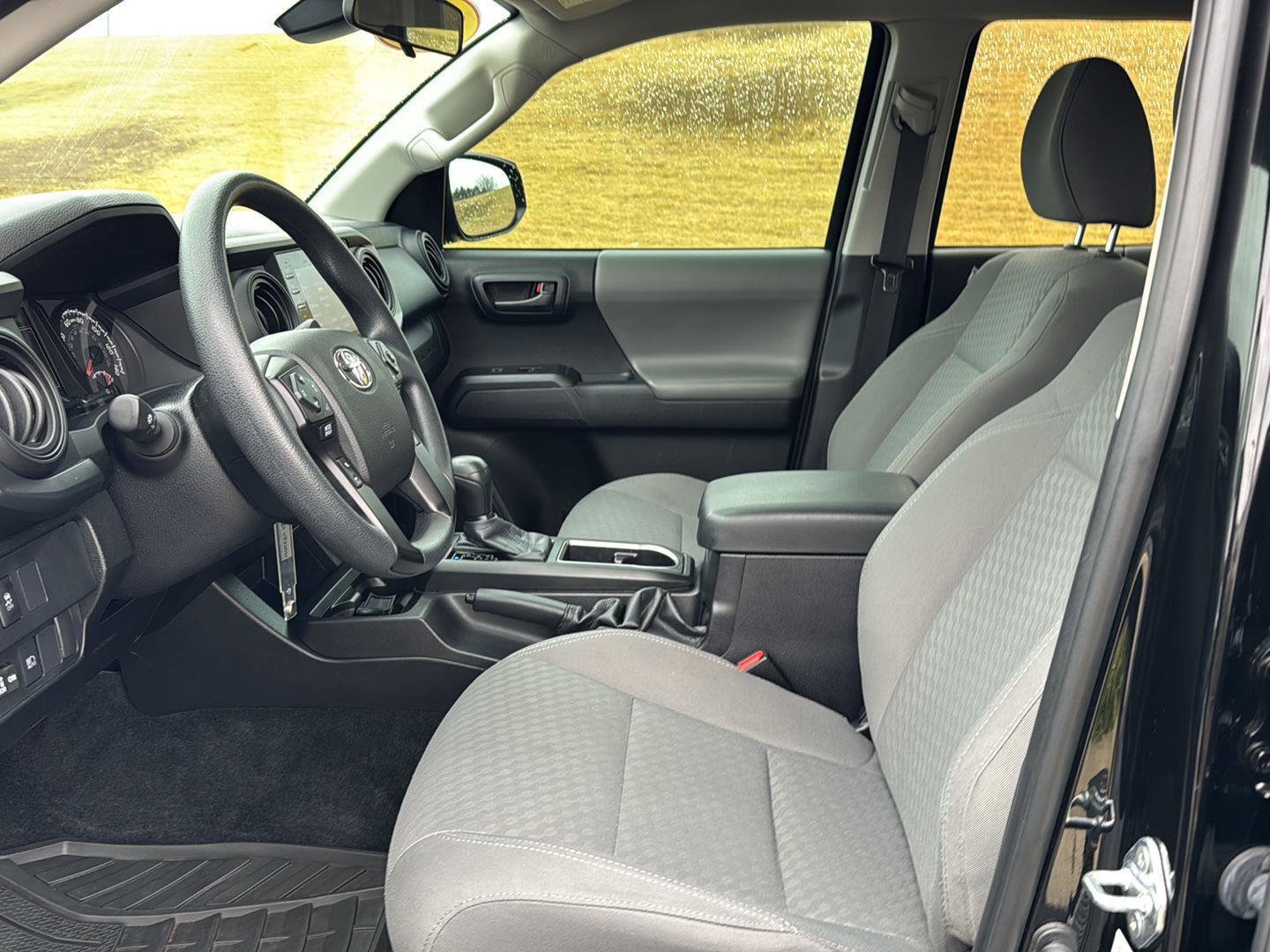 Used 2021 Toyota Tacoma SR w/ SR Convenience Package image 8