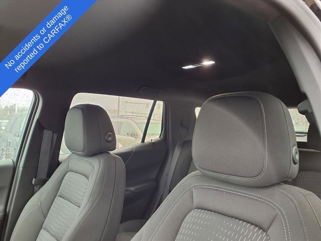 Used 2025 Chevrolet Equinox LT image 17