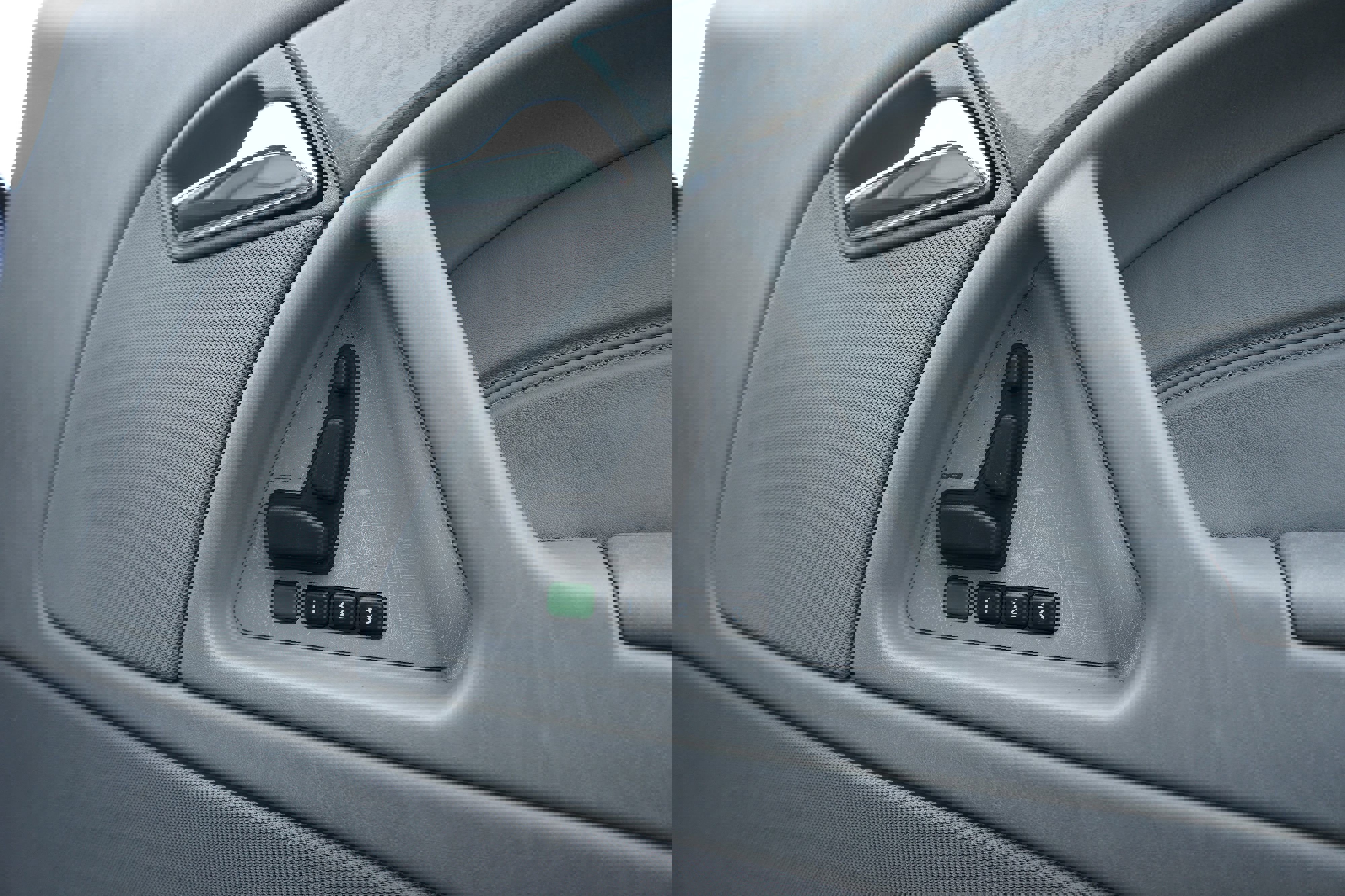 Used 1997 Mercedes-Benz SL 320 image 28