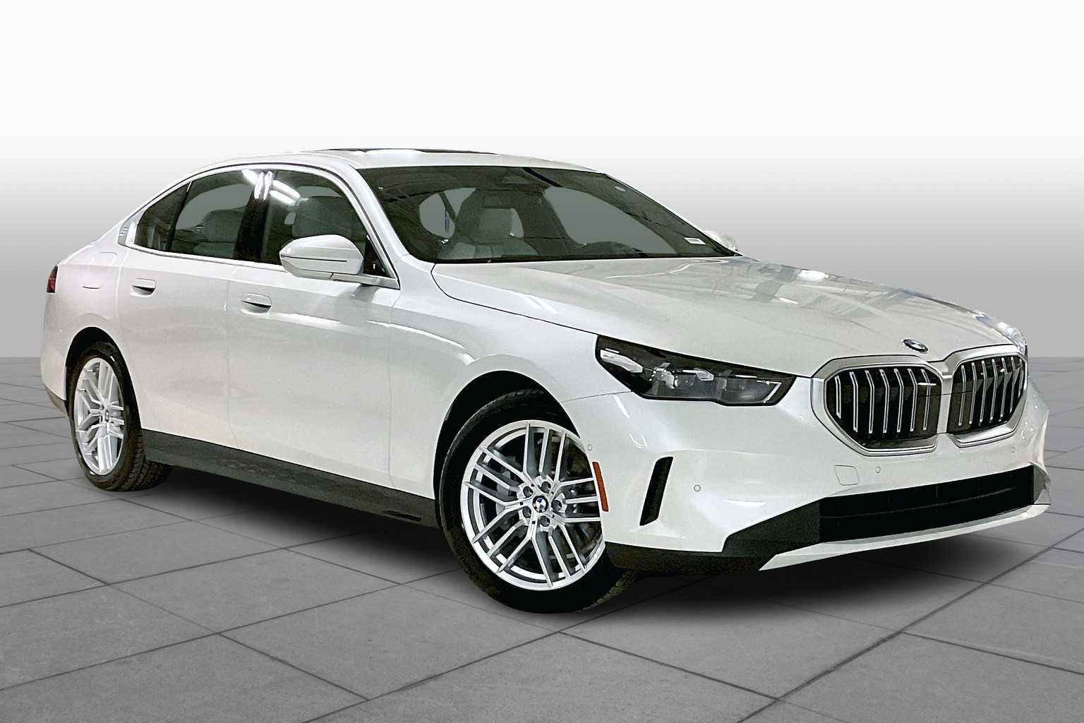 New 2025 BMW 530i 530i image 2
