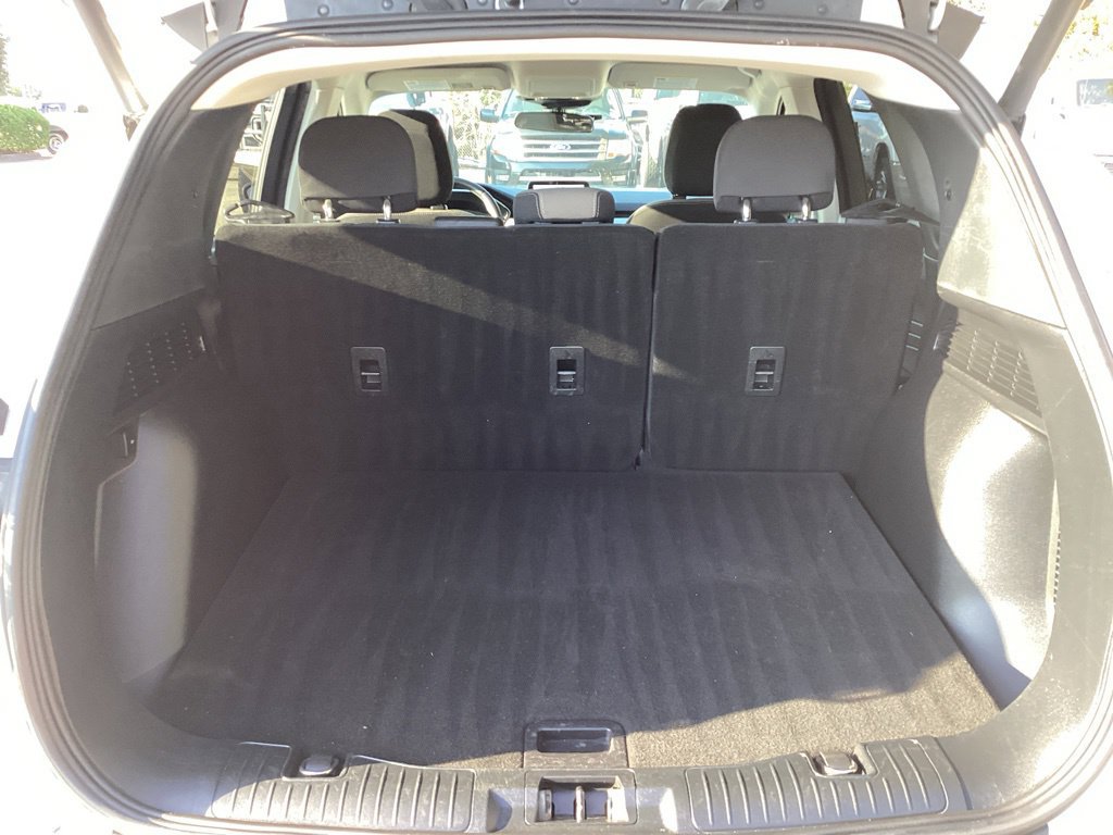 Used 2022 Ford Escape SE w/ Convenience Package FWD image 13