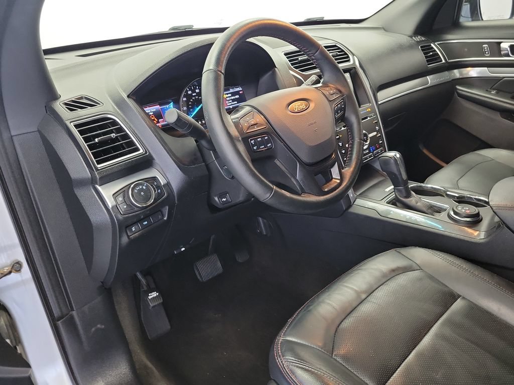 Used 2017 Ford Explorer Sport w/ Equipment Group 401A AWD/4WD image 21
