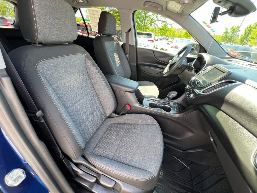 Used 2022 Chevrolet Equinox LT w/ LPO, Floor Liner Package AWD/4WD image 27