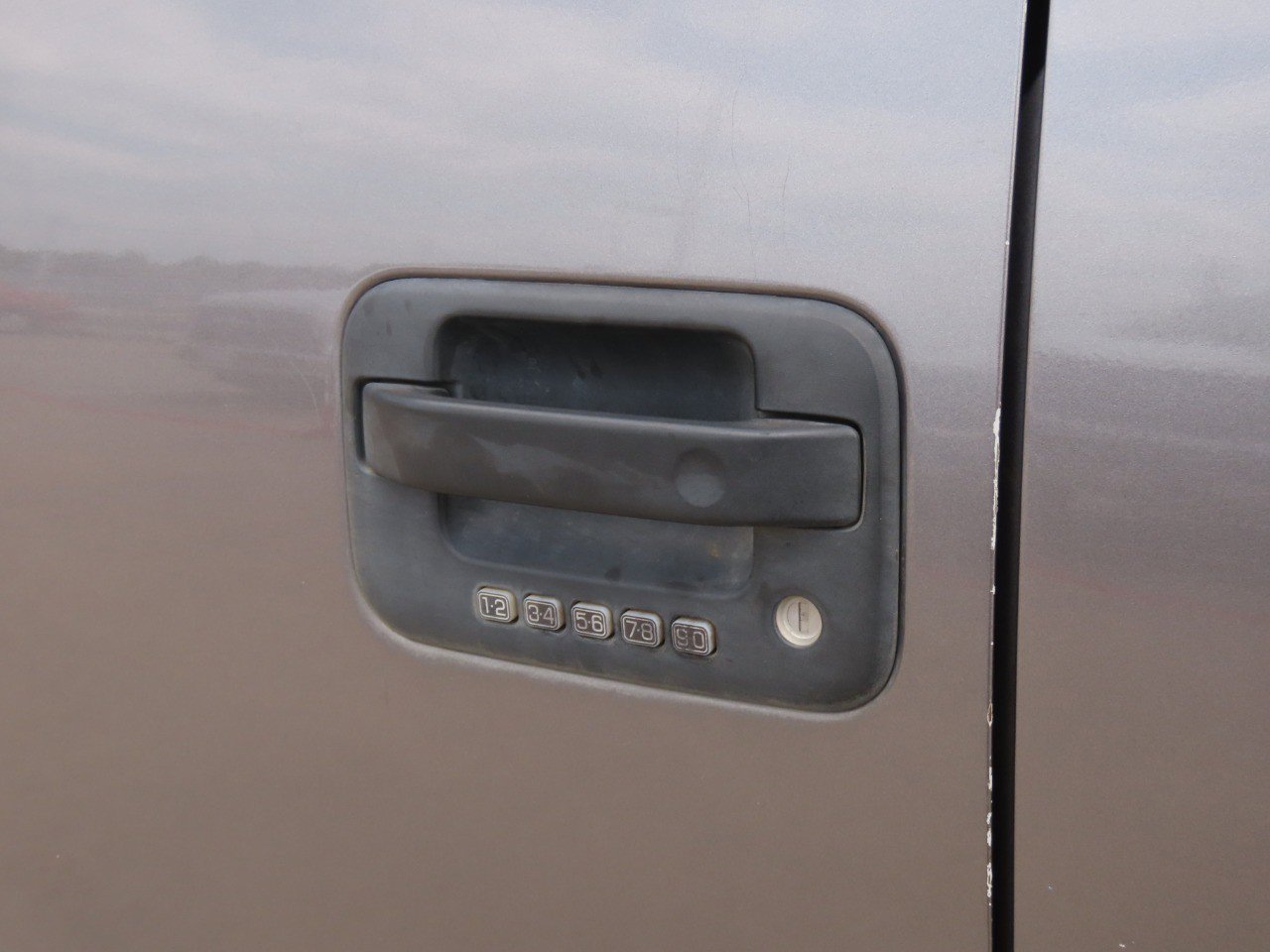 Used 2014 Ford F150 XLT w/ Equipment Group 301A Mid AWD/4WD image 19