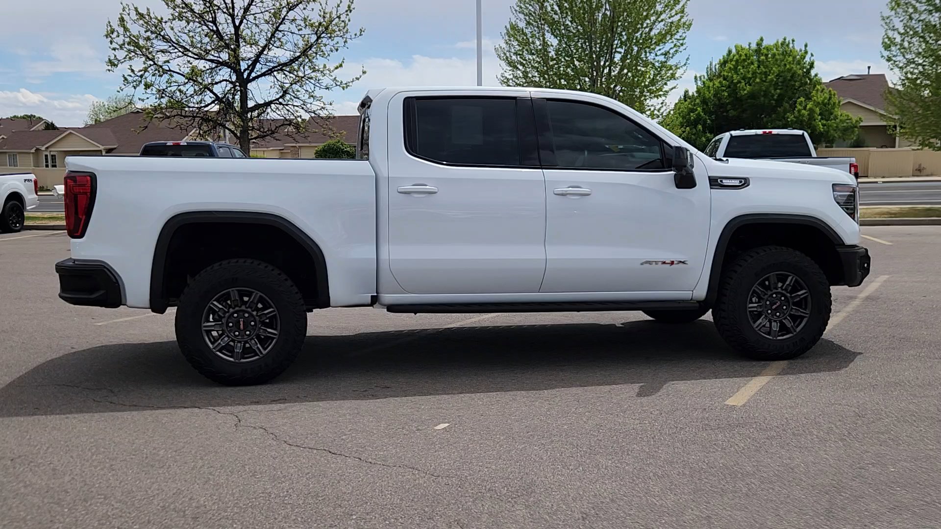 Used 2025 GMC Sierra 1500 AT4X AWD/4WD image 11