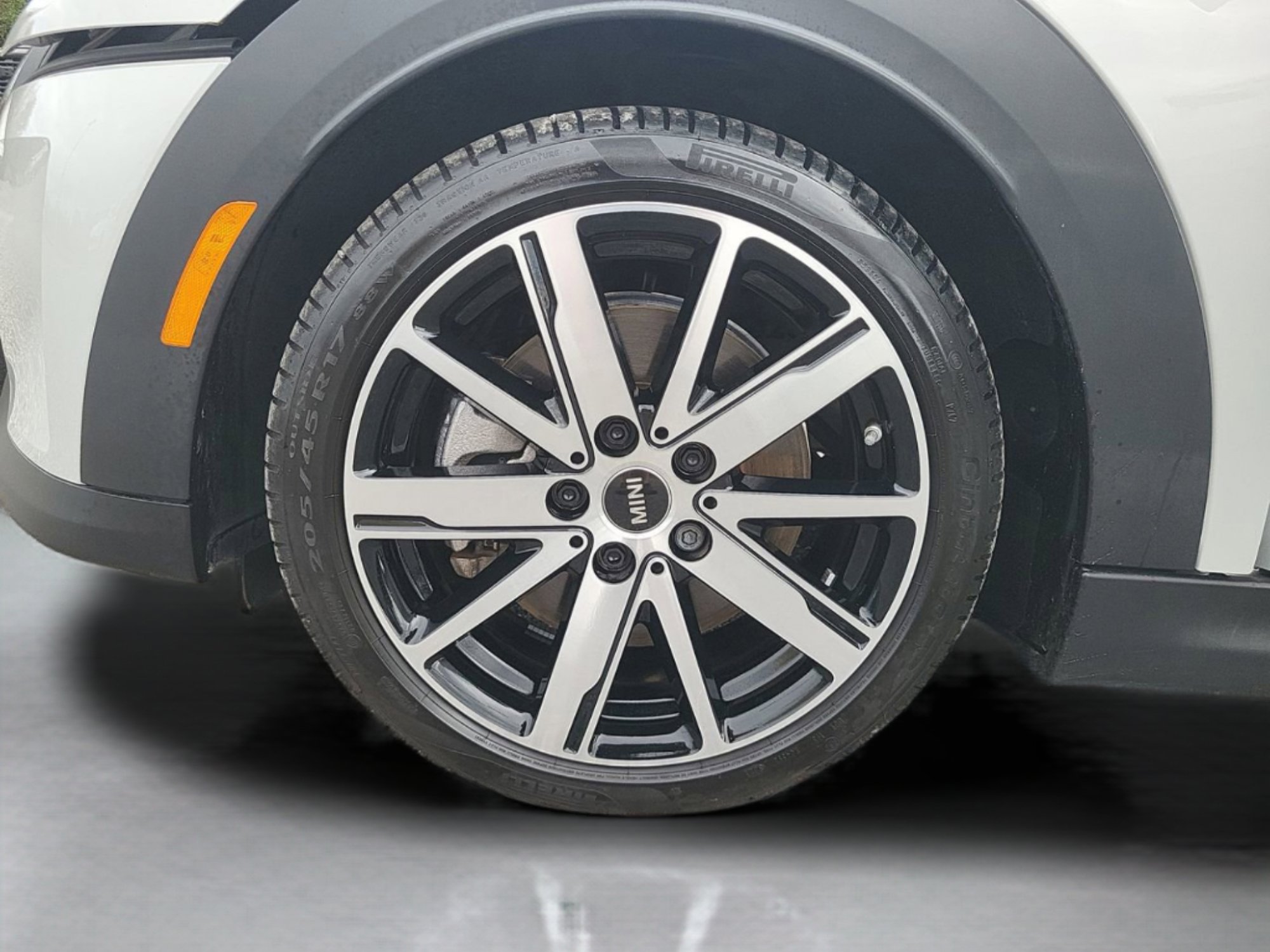 Used 2022 MINI Cooper S w/ Signature Upholstery Package image 29