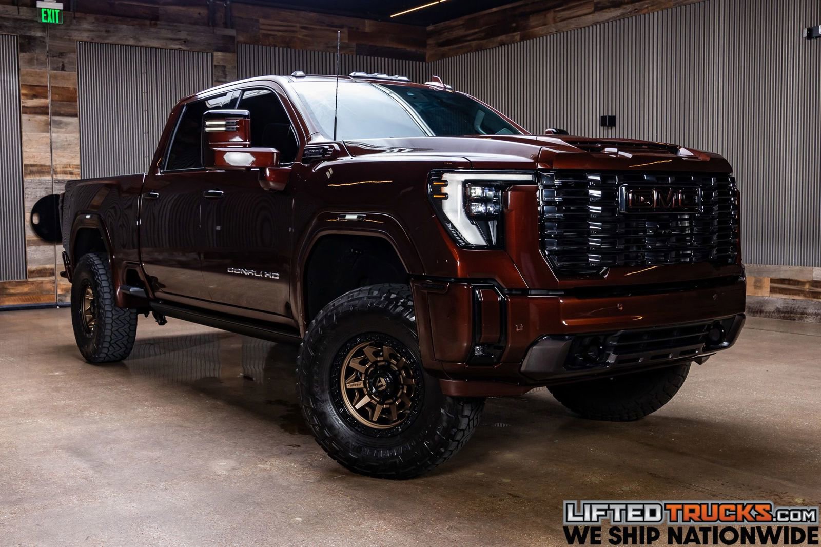 Used 2024 GMC Sierra 2500 Denali Ultimate w/ Max Trailering Package AWD/4WD video 1