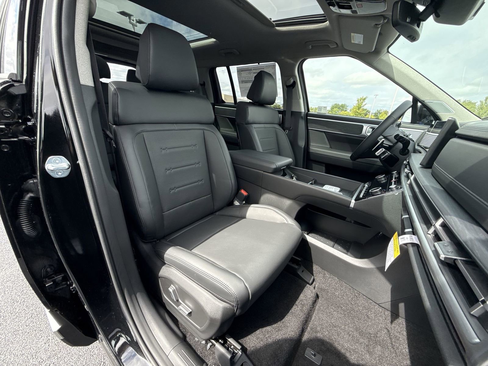 Used 2026 Hyundai Santa Fe Limited image 30