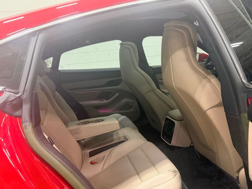 Used 2022 Porsche Taycan 4S image 27