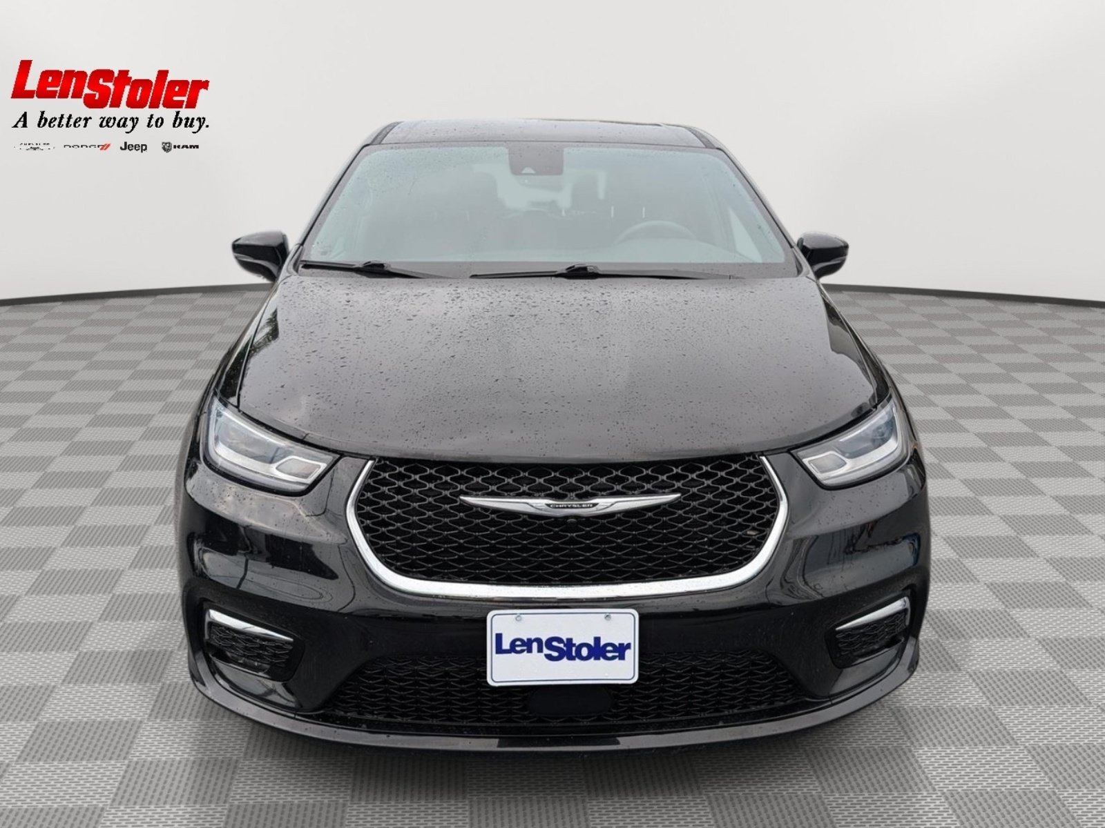 Used 2025 Chrysler Pacifica Select FWD image 8
