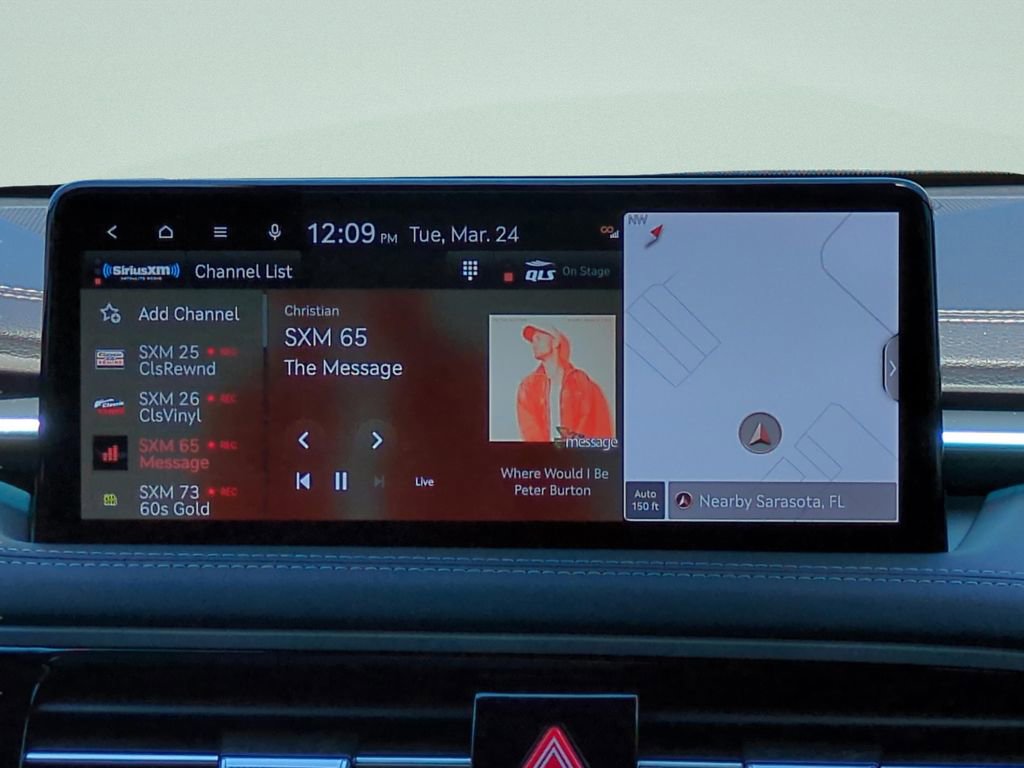 Used 2025 Genesis G70 3.3T Advanced image 15