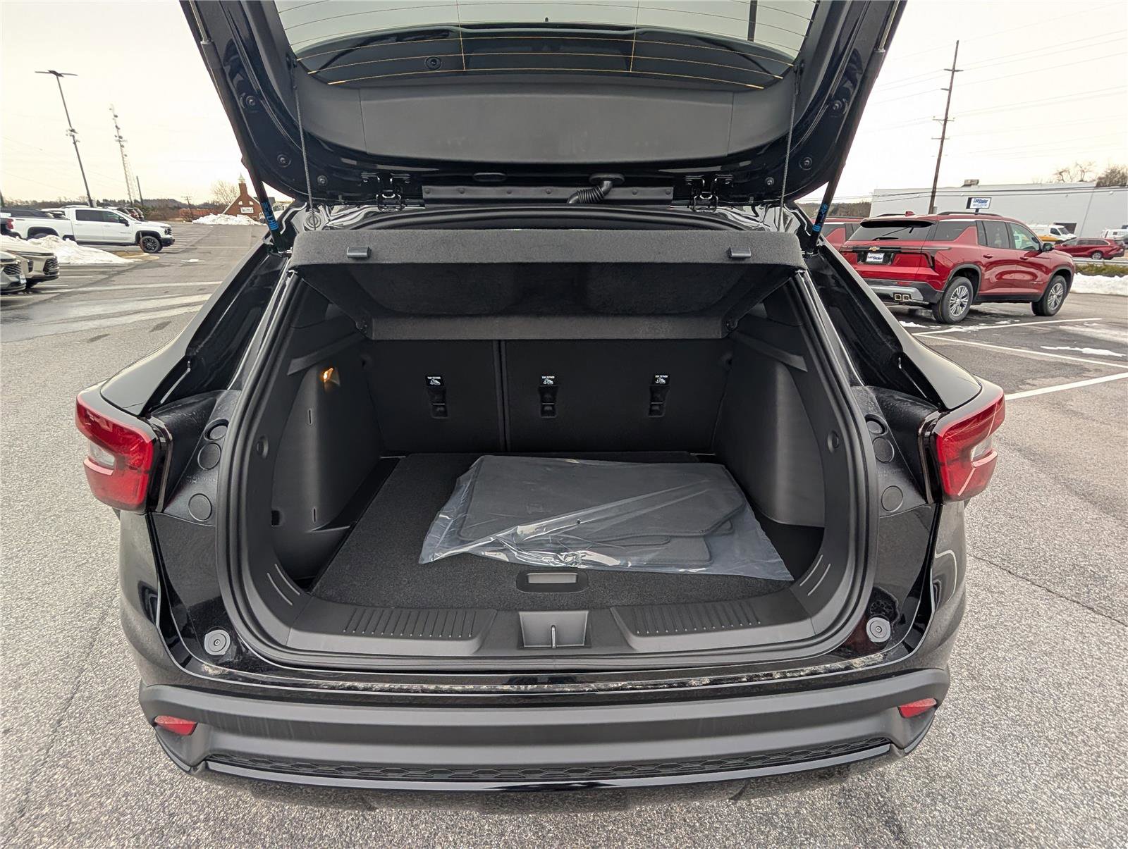 New 2026 Chevrolet Trax RS image 8