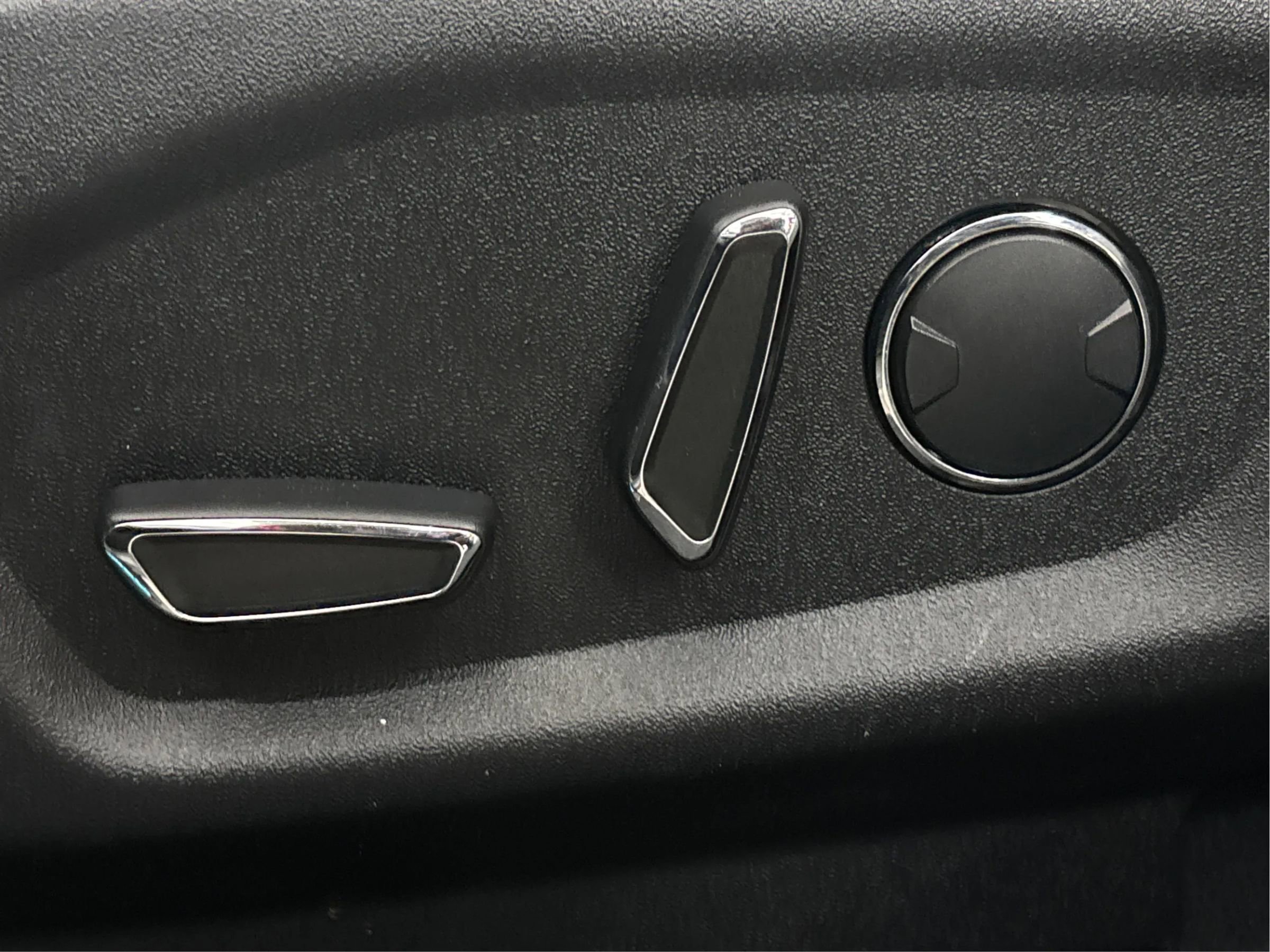 Used 2017 Ford Explorer Sport image 25