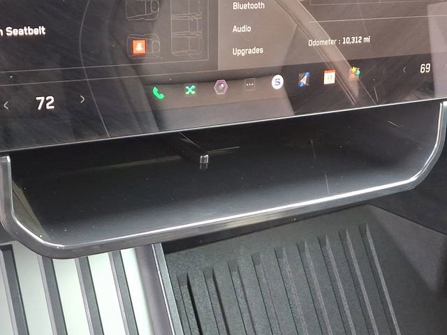 Used 2024 Tesla Cybertruck AWD Crew Cab image 27