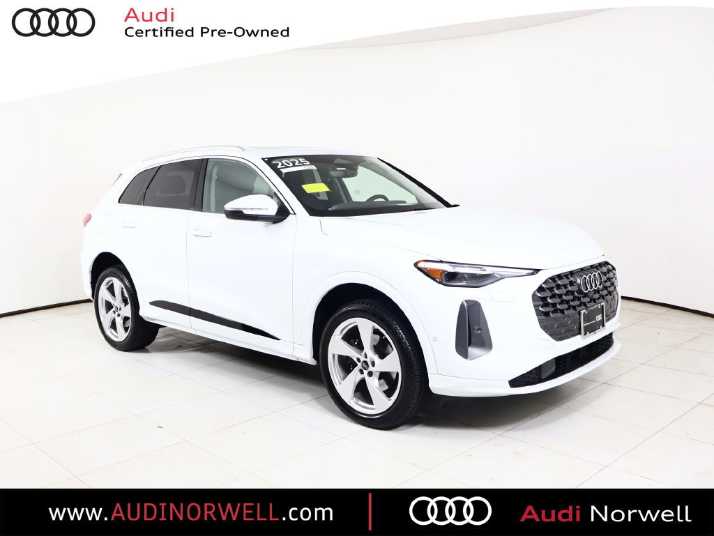 Certified 2025 Audi Q5 Premium w/ Premium Plus