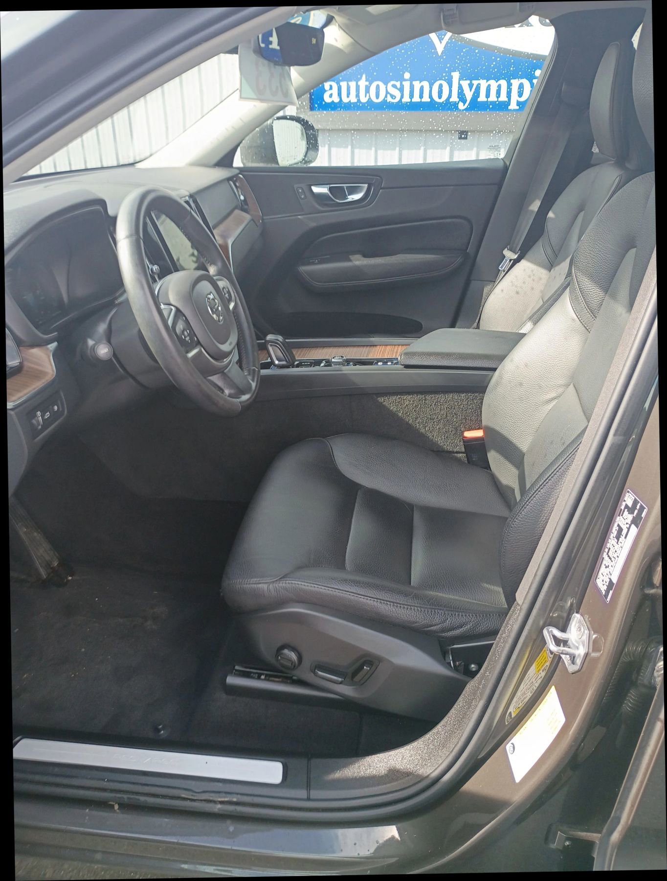 Used 2021 Volvo XC60 T8 Inscription Expression AWD/4WD image 17