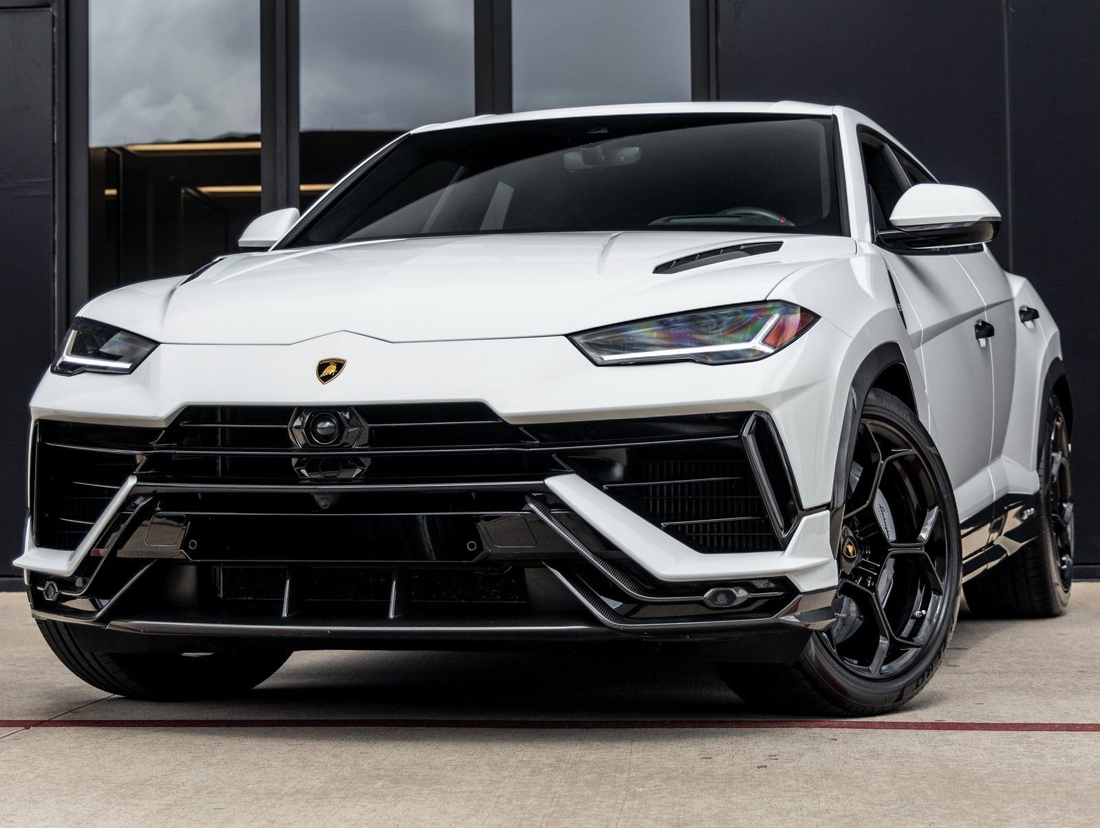 Used 2024 Lamborghini Urus Performante image 1