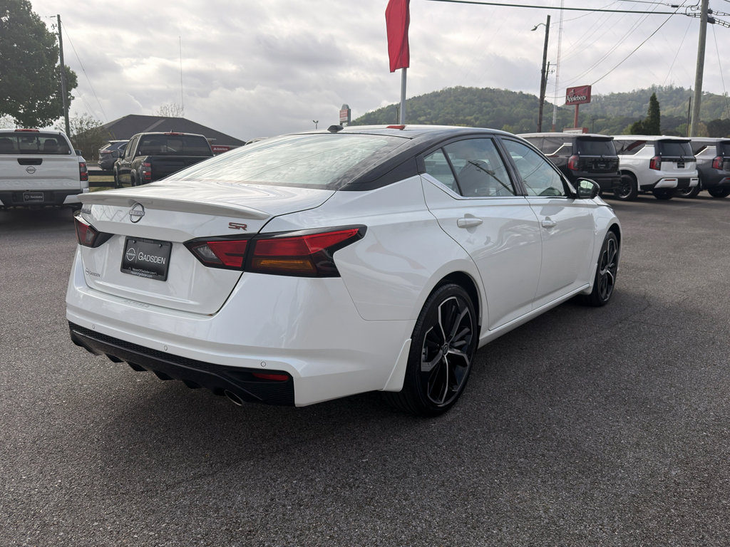 New 2026 Nissan Altima 2.5 SR FWD image 4