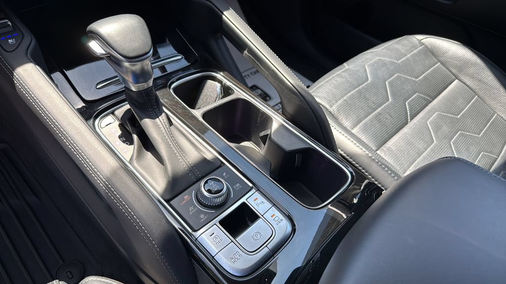 Used 2020 Kia Telluride SX w/ SX Prestige Package AWD/4WD image 36