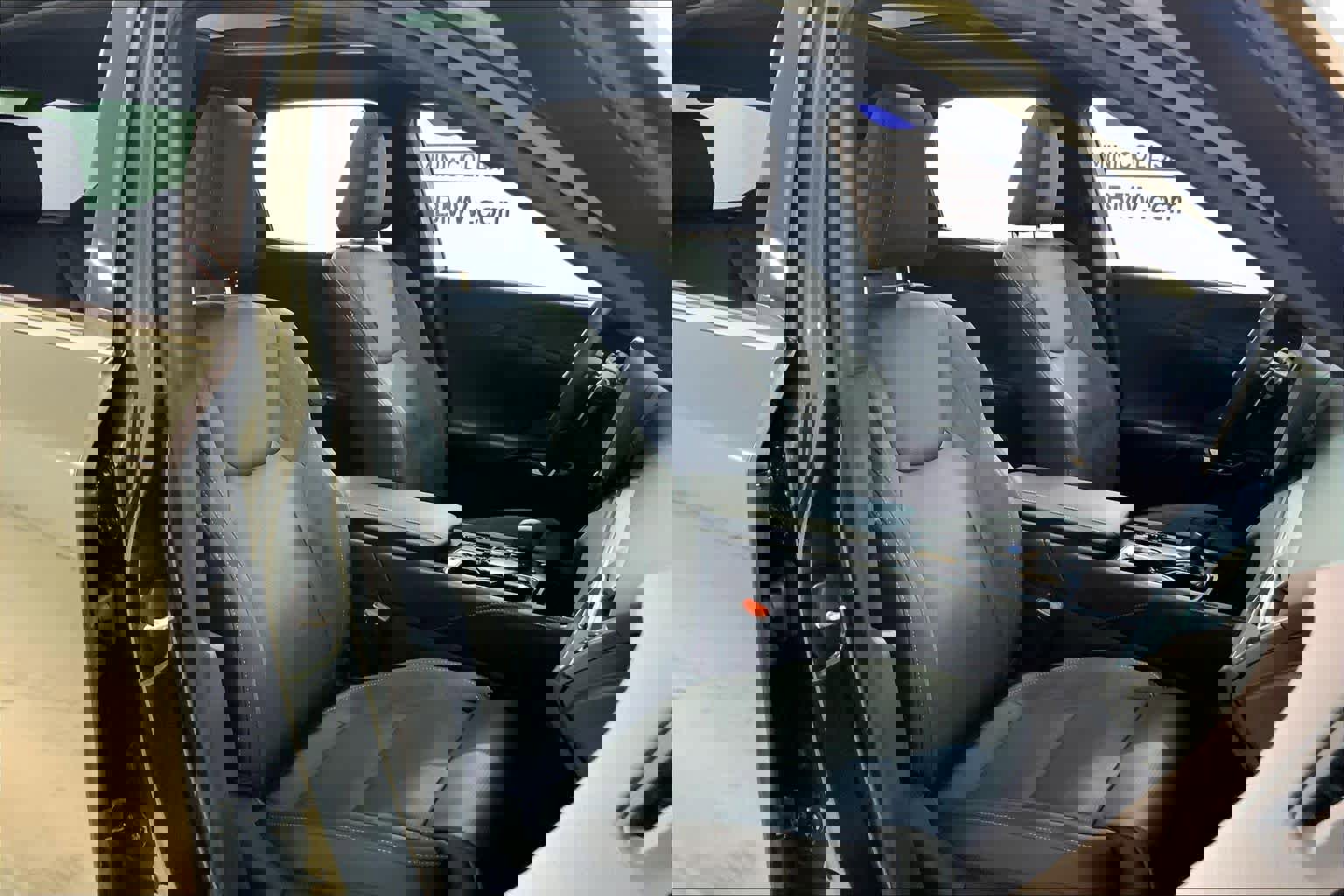 Used 2025 Lexus RX 350 Luxury w/ Convenience Package image 9