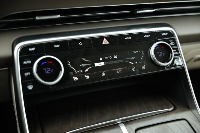 Used 2023 Genesis GV80 2.5T w/ Prestige Package image 39