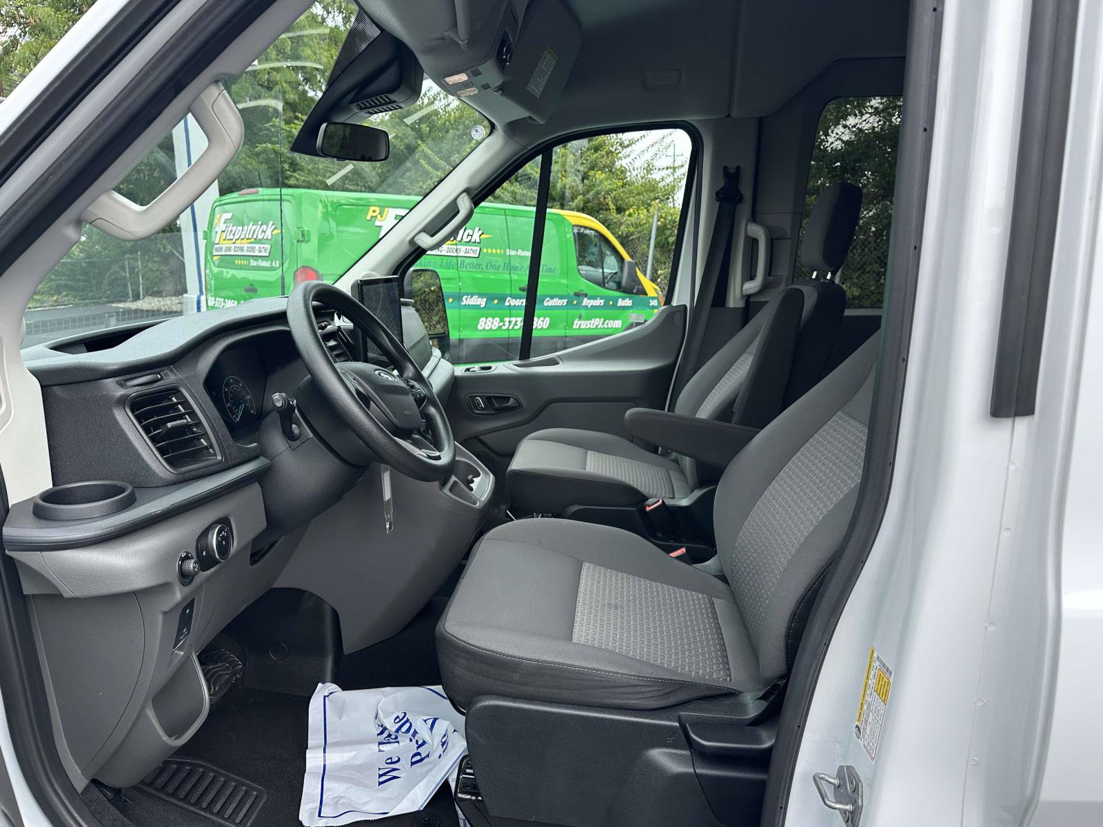 Used 2025 Ford Transit 350 XLT RWD image 17