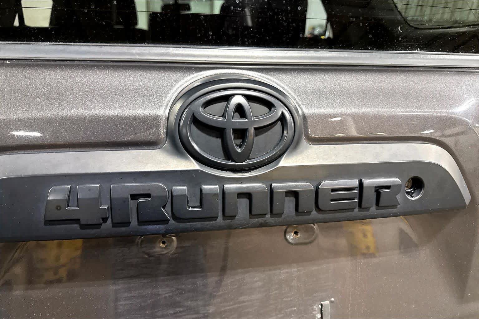 Certified 2019 Toyota 4Runner TRD Off-Road Premium w/ Wilderness Package AWD/4WD image 10