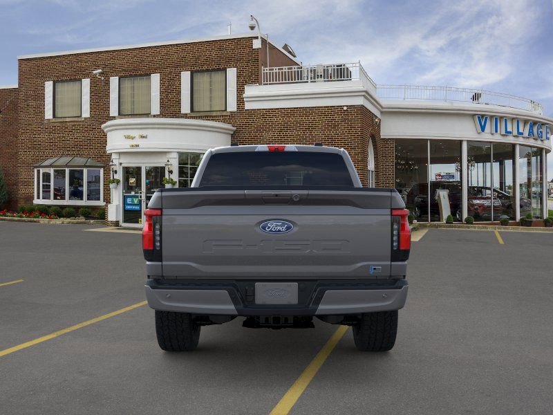 New 2025 Ford F150 Lightning Flash AWD/4WD image 5
