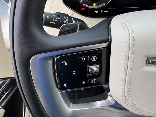 Used 2025 Land Rover Range Rover SE image 23