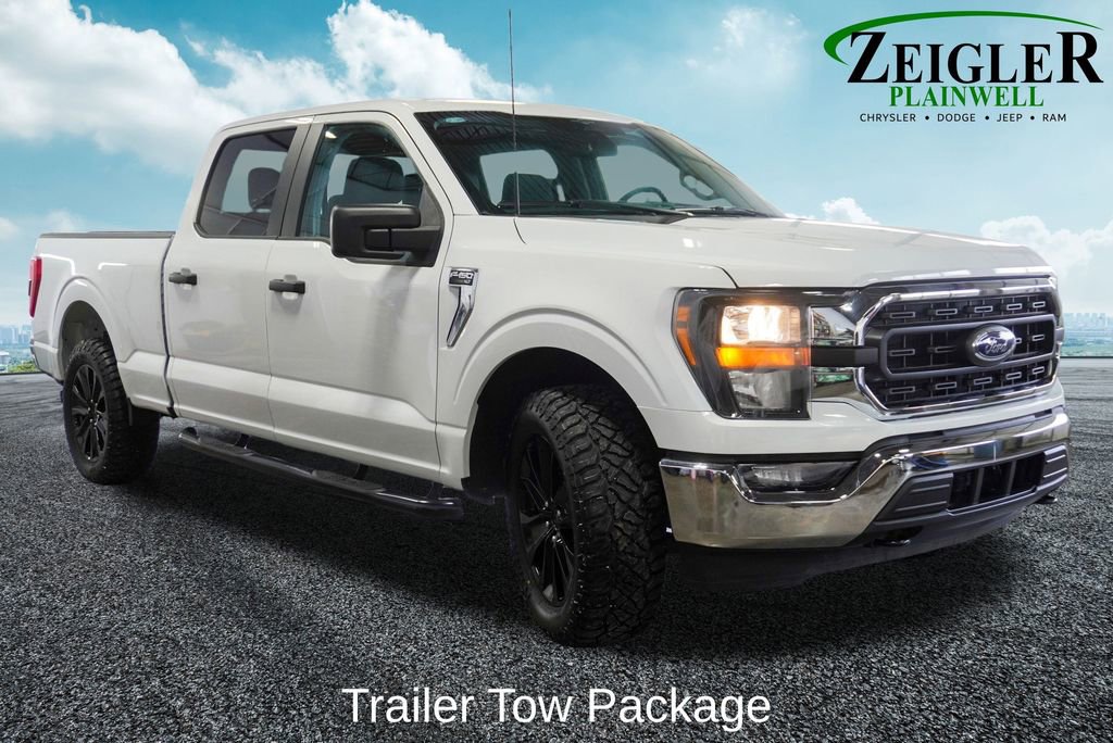 Used 2023 Ford F150 XLT w/ Trailer Tow Package image 4