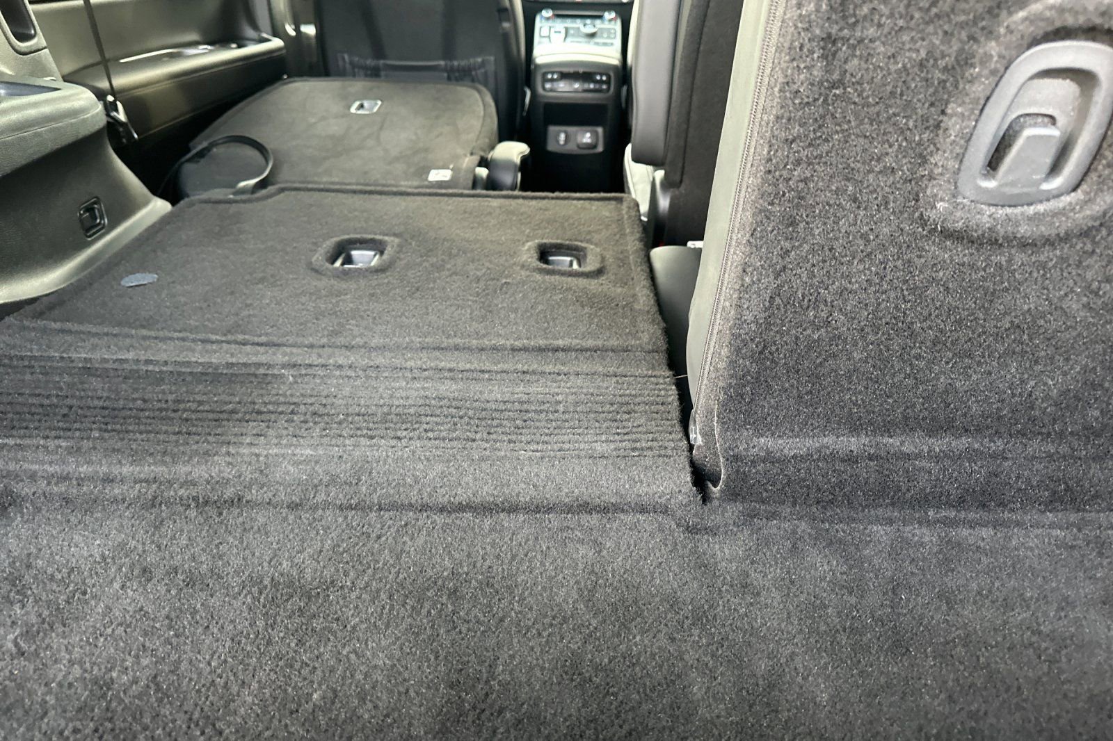 Used 2024 Hyundai Palisade SEL w/ Premium Package image 19