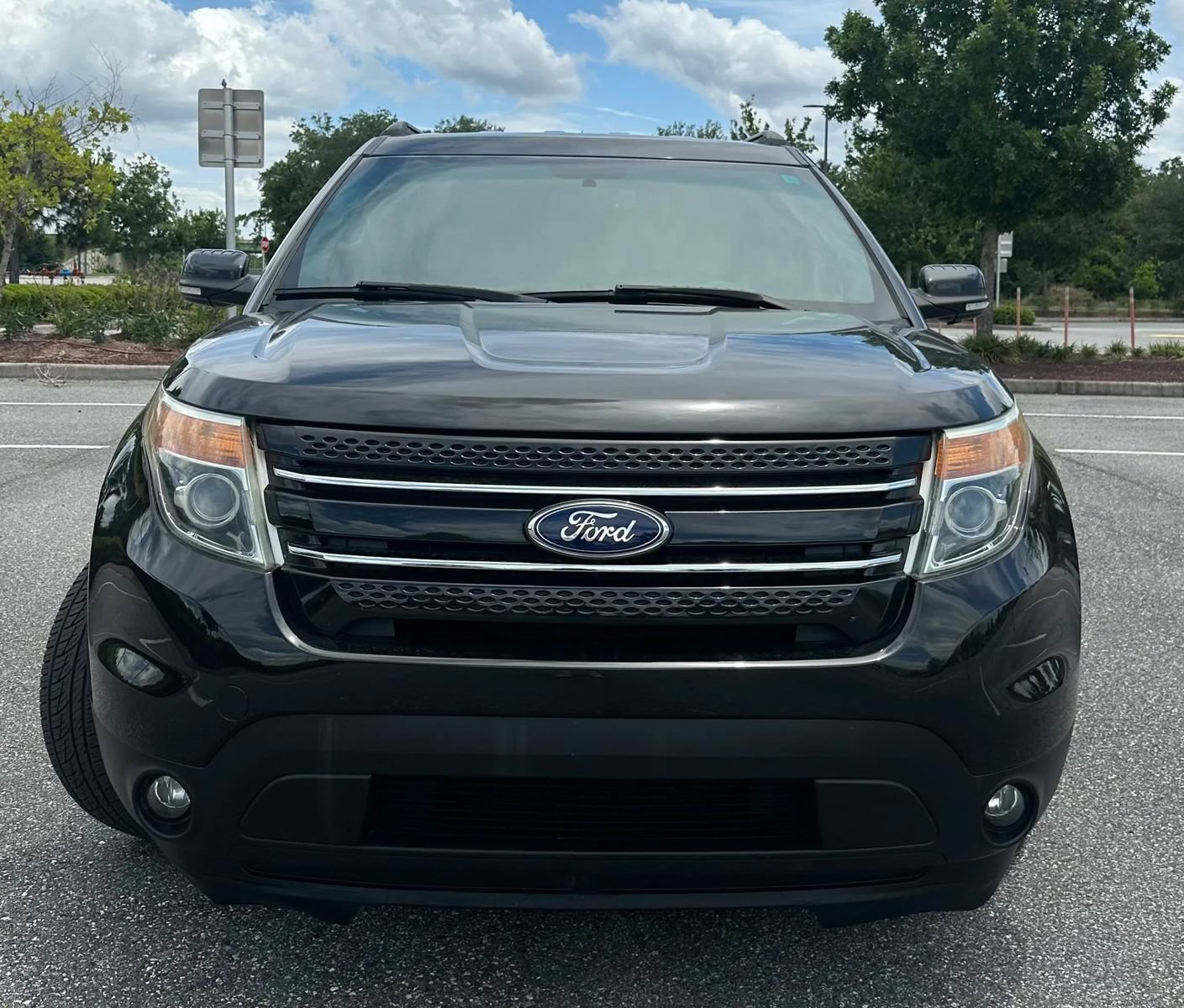 Used 2015 Ford Explorer Limited FWD image 2
