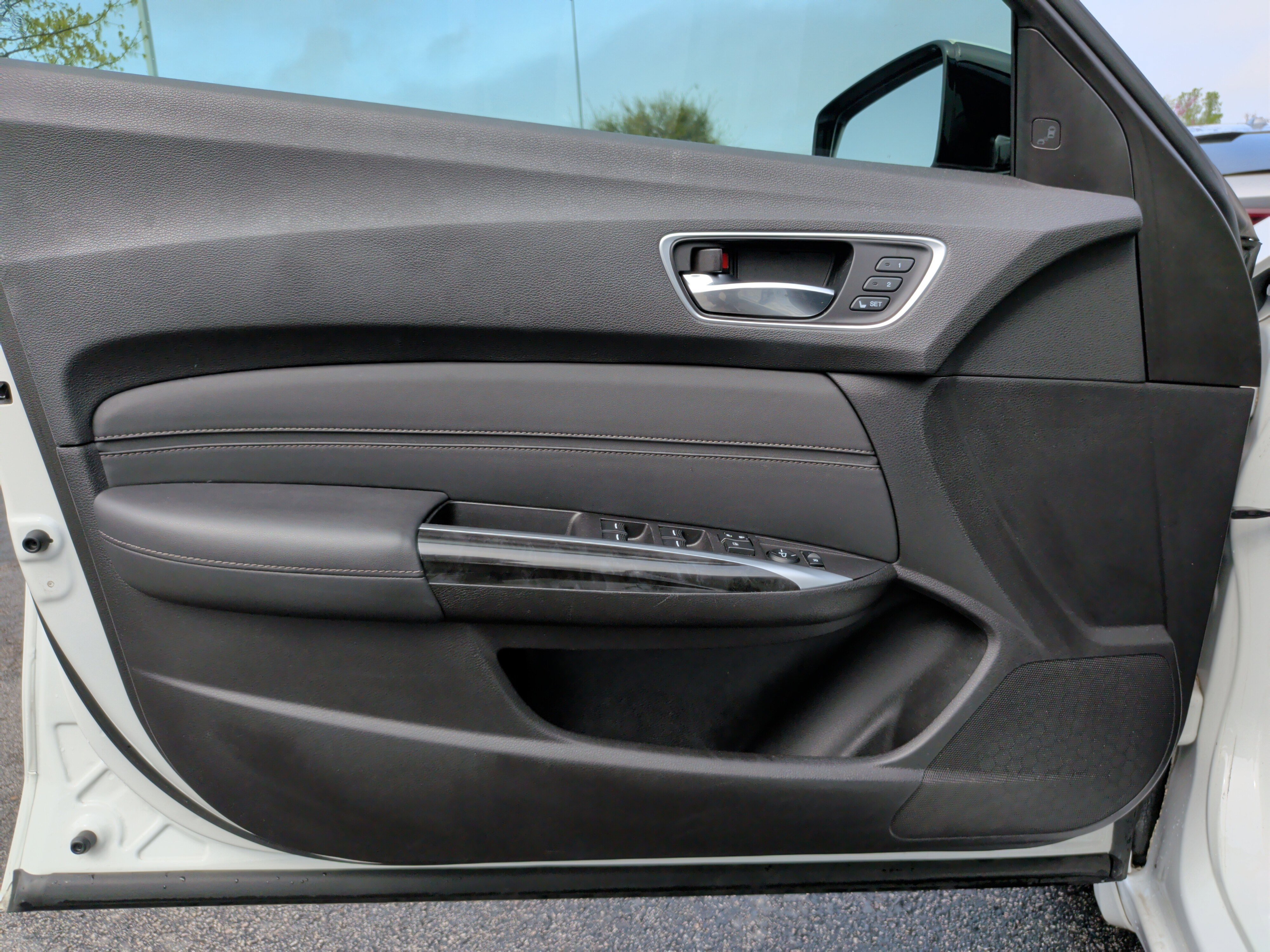 Used 2018 Acura TLX w/ Technology Package image 28