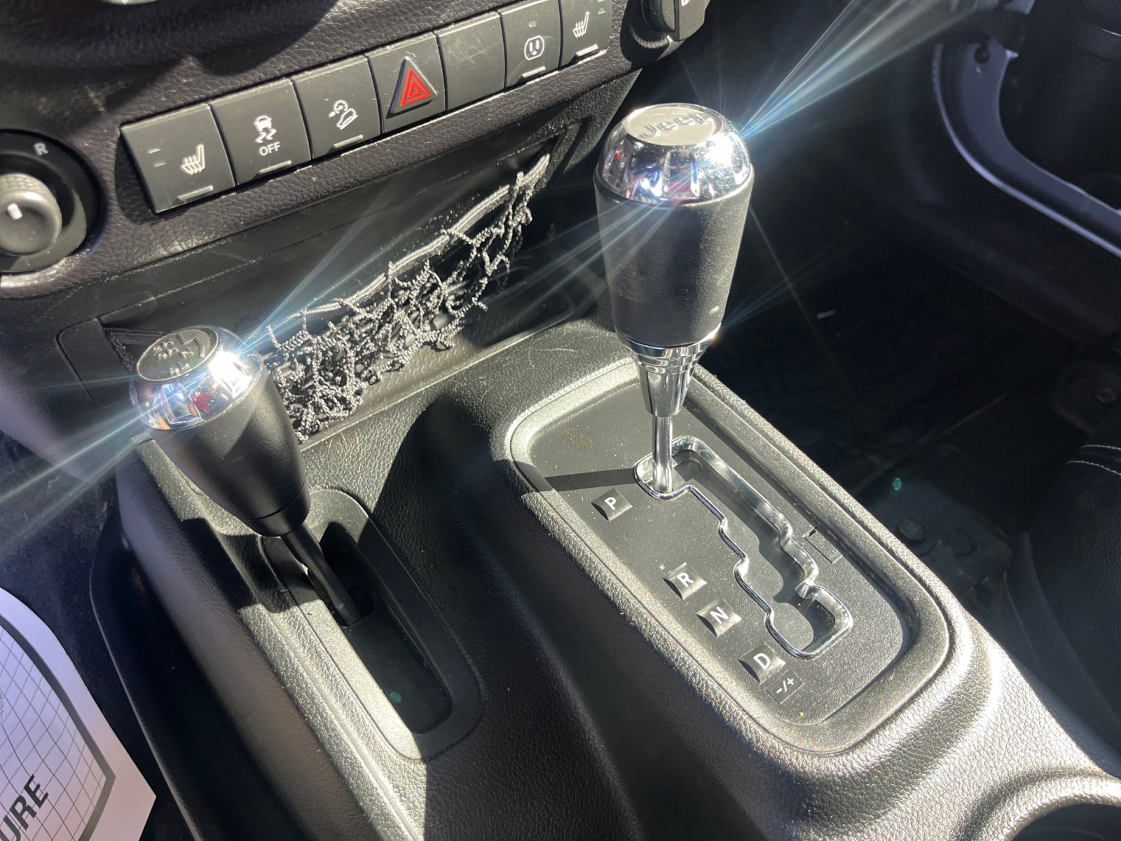 Used 2016 Jeep Wrangler Unlimited Rubicon image 29