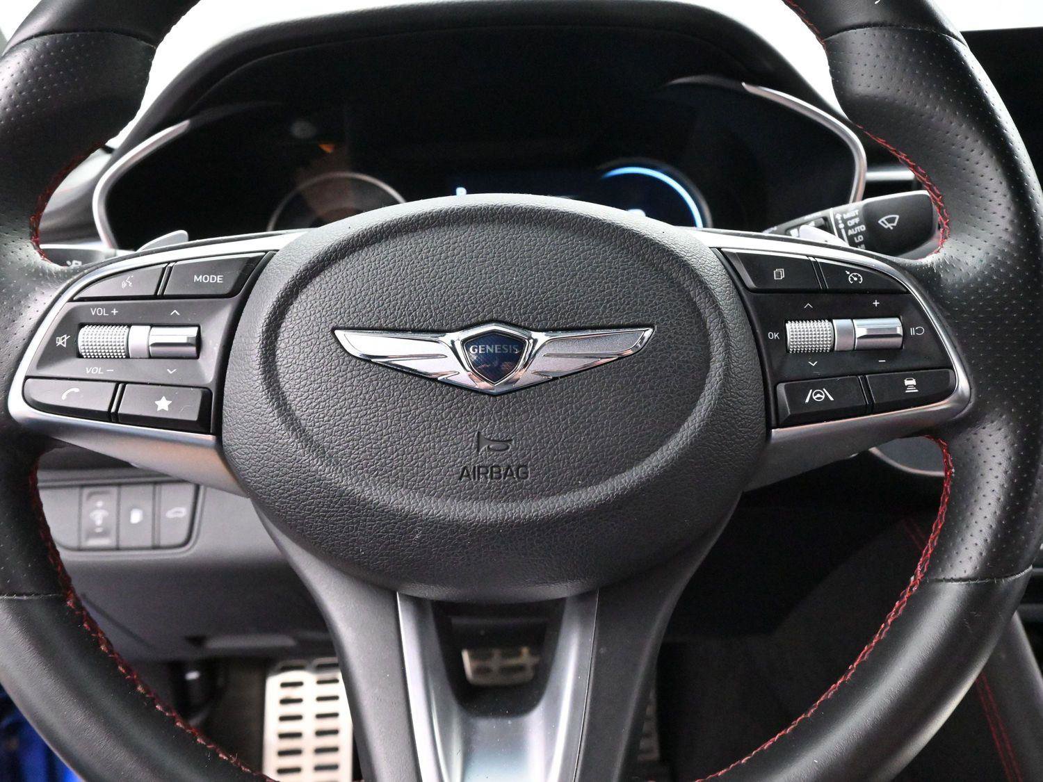 Used 2023 Genesis G70 2.0T w/ Sport Prestige Package image 17