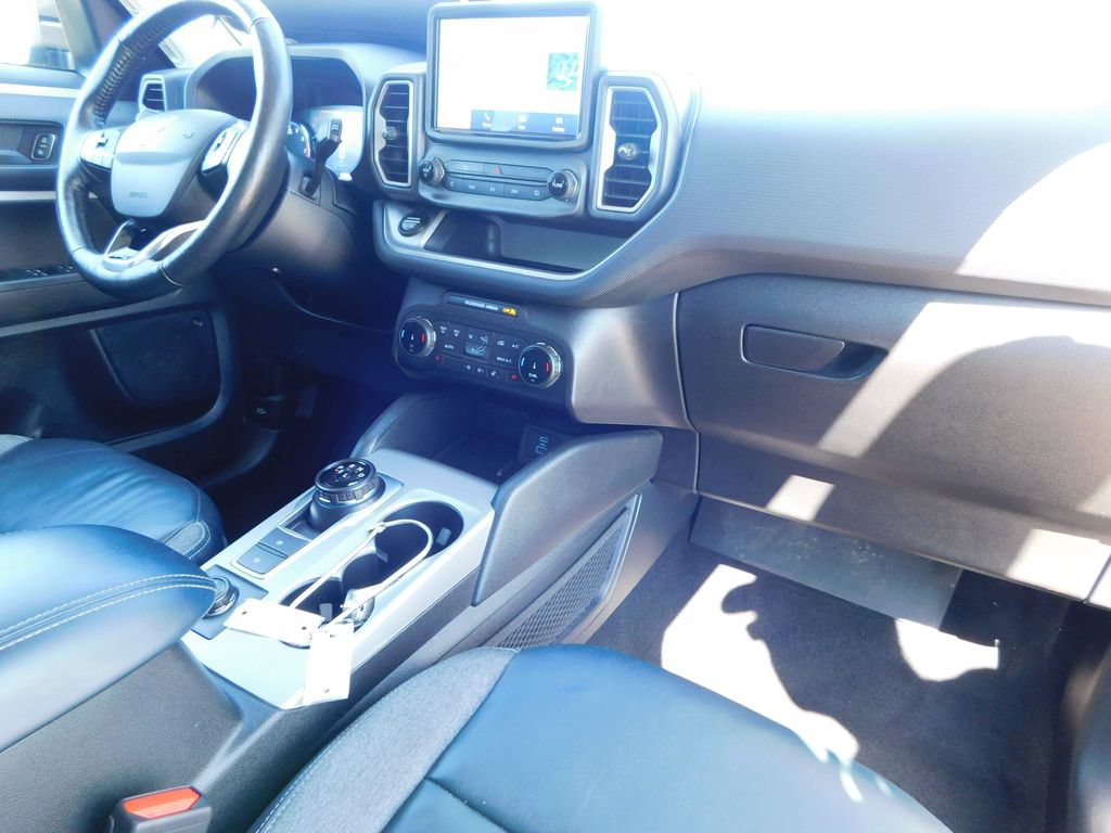 Used 2022 Ford Bronco Sport Outer Banks w/ Tech Package AWD/4WD image 19