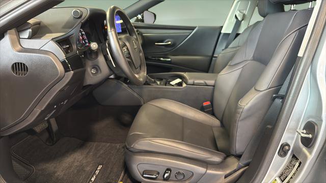 Certified 2023 Lexus ES 350 w/ Premium Package FWD image 11
