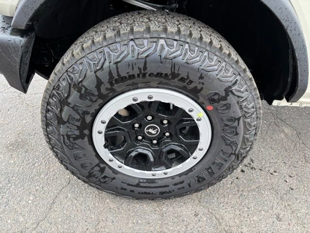 New 2026 Ford Bronco 4-Door w/ Sasquatch Package image 9